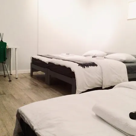 Apartment Fractal Guest - Centrum Andersia Square & Old Town Poznan