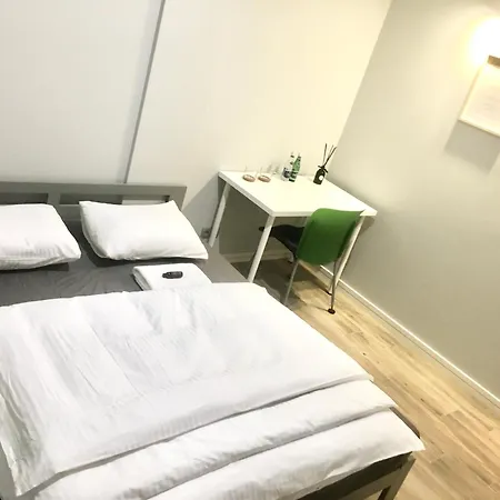 Fractal Guest - Centrum Andersia Square & Old Town Apartment Poznan