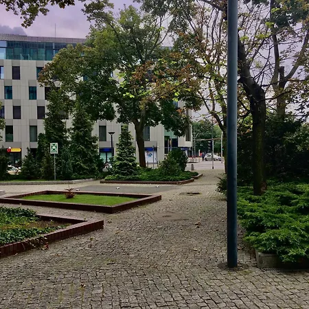 Apartment Fractal Guest - Centrum Andersia Square & Old Town Poznan
